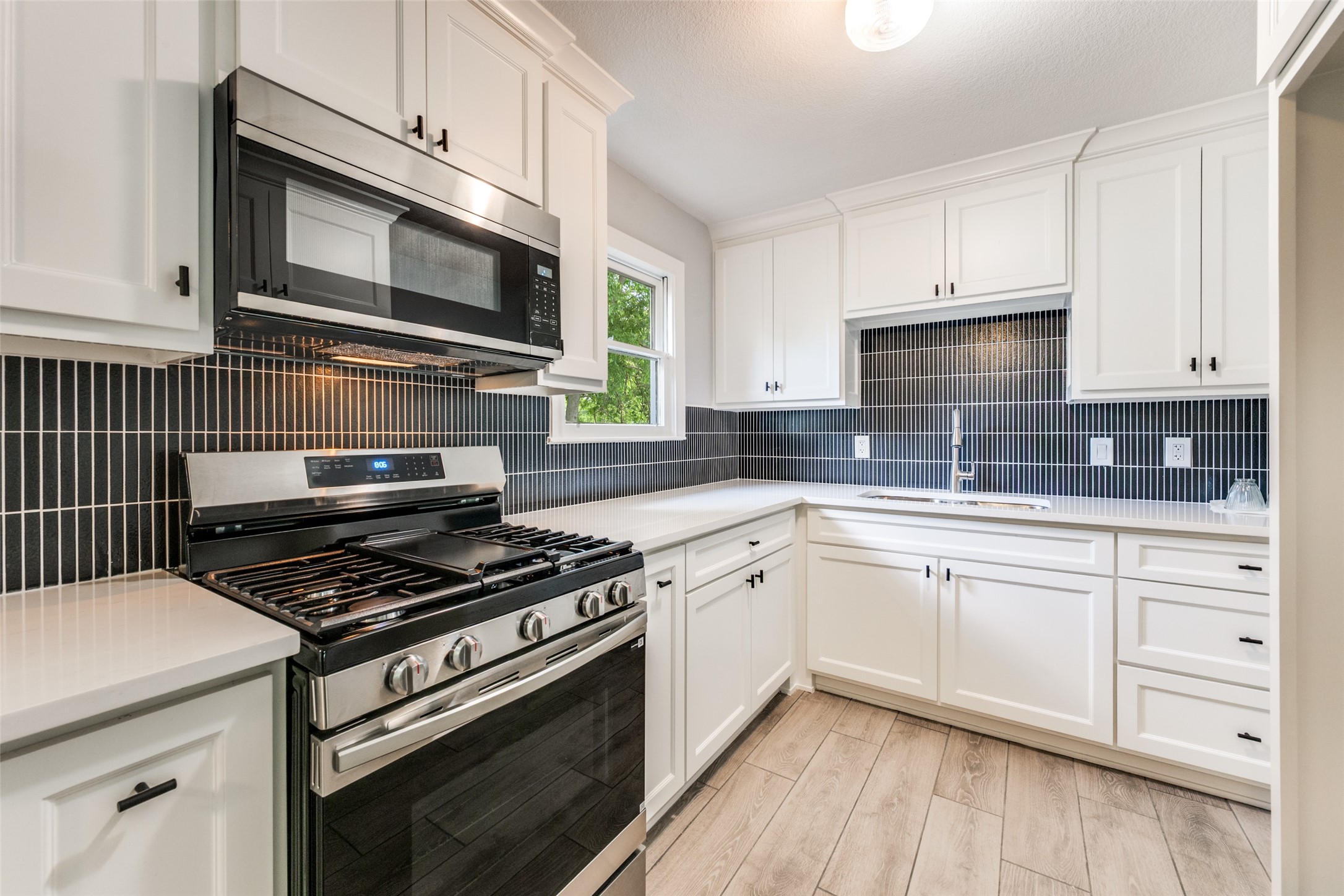 2513 Janice Lane Fort Worth TX 76112