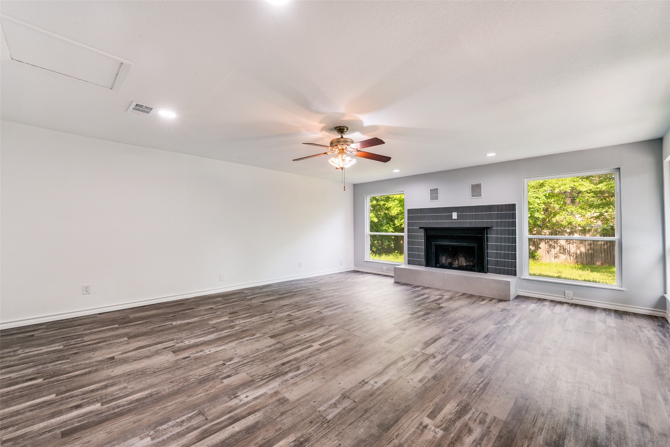 2513 Janice Lane Fort Worth TX 76112