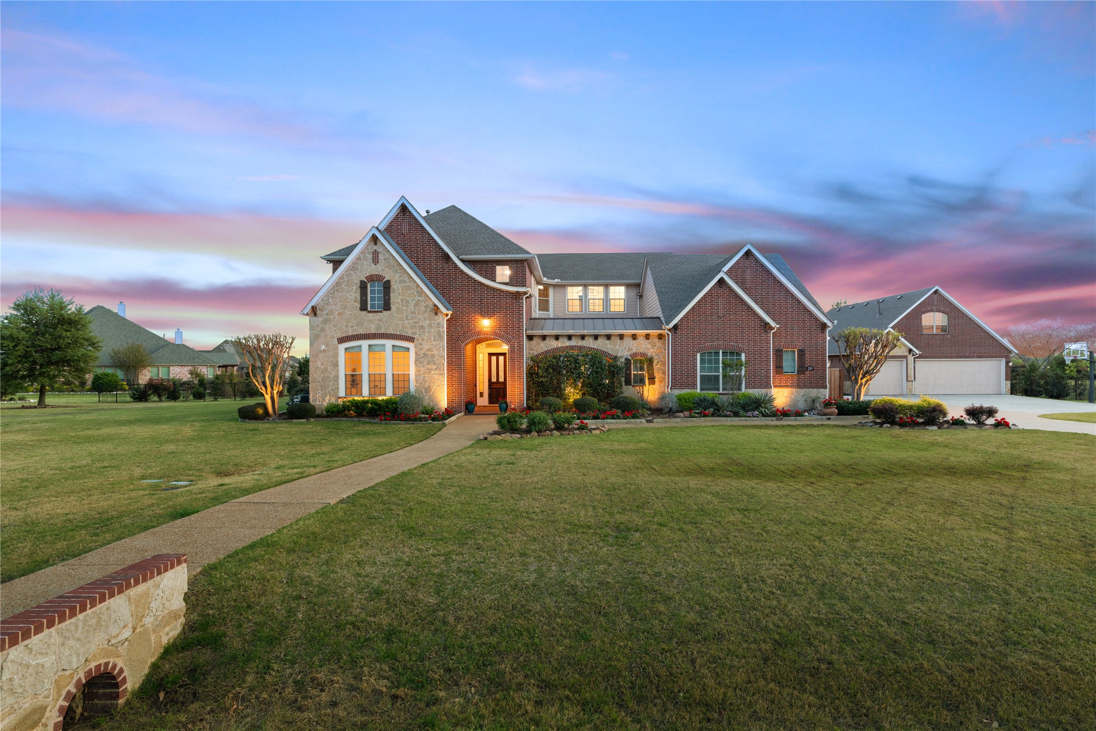 210 Rockland Trail Lucas TX 75002