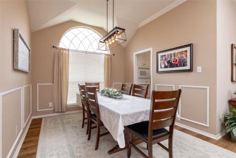 305 Chantilly Court Hurst TX 76054