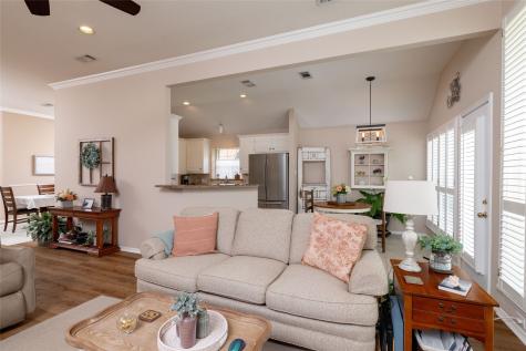305 Chantilly Court Hurst TX 76054