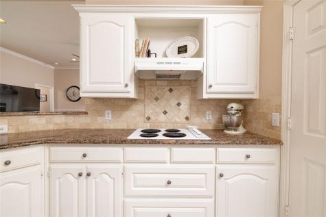 305 Chantilly Court Hurst TX 76054