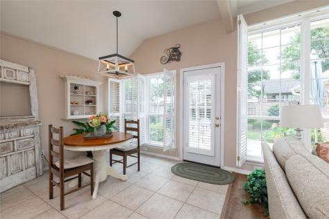 305 Chantilly Court Hurst TX 76054