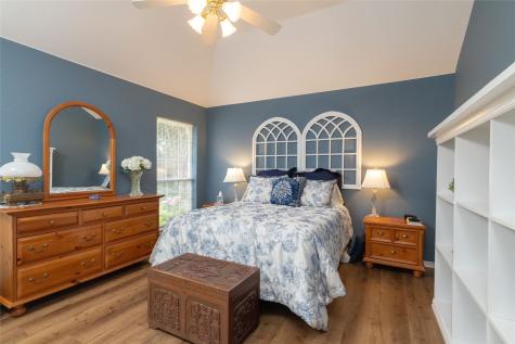 305 Chantilly Court Hurst TX 76054