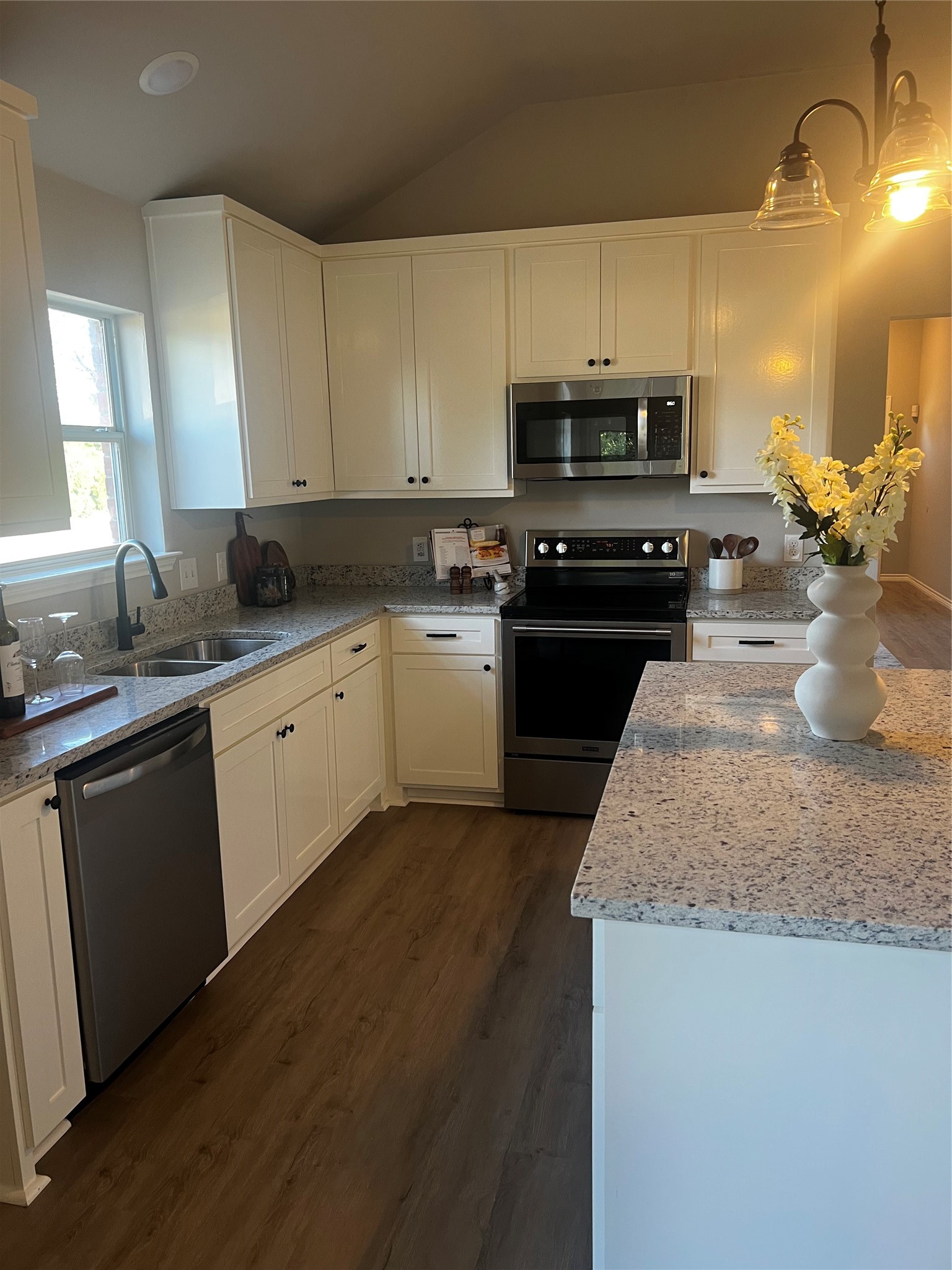 415 Cross Cut Drive Arlington TX 76018