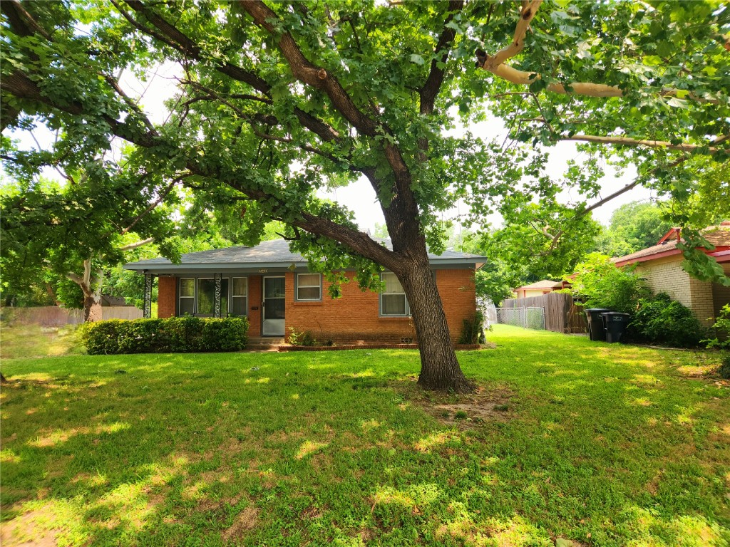 5440 Fursman Avenue Fort Worth TX 76114
