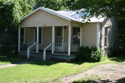 908 Franklin Street Weatherford TX 76086