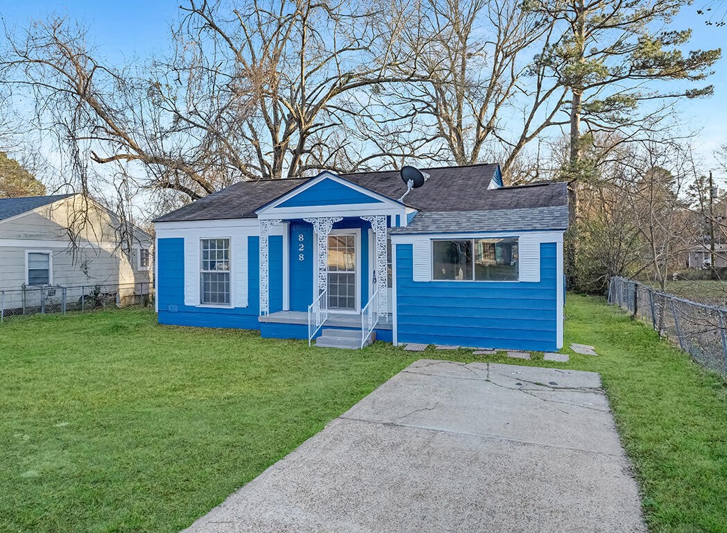828 Burma Road Wake Village TX 75501