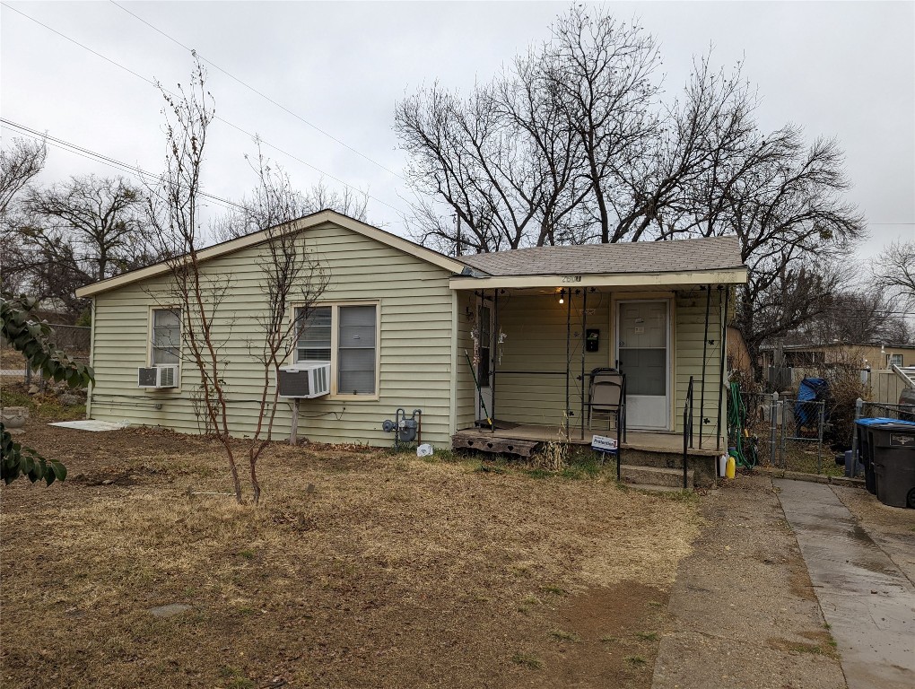 2501 Dundee Avenue Fort Worth TX 76106