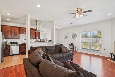 801 Cascade Drive Glenn Heights TX 75154