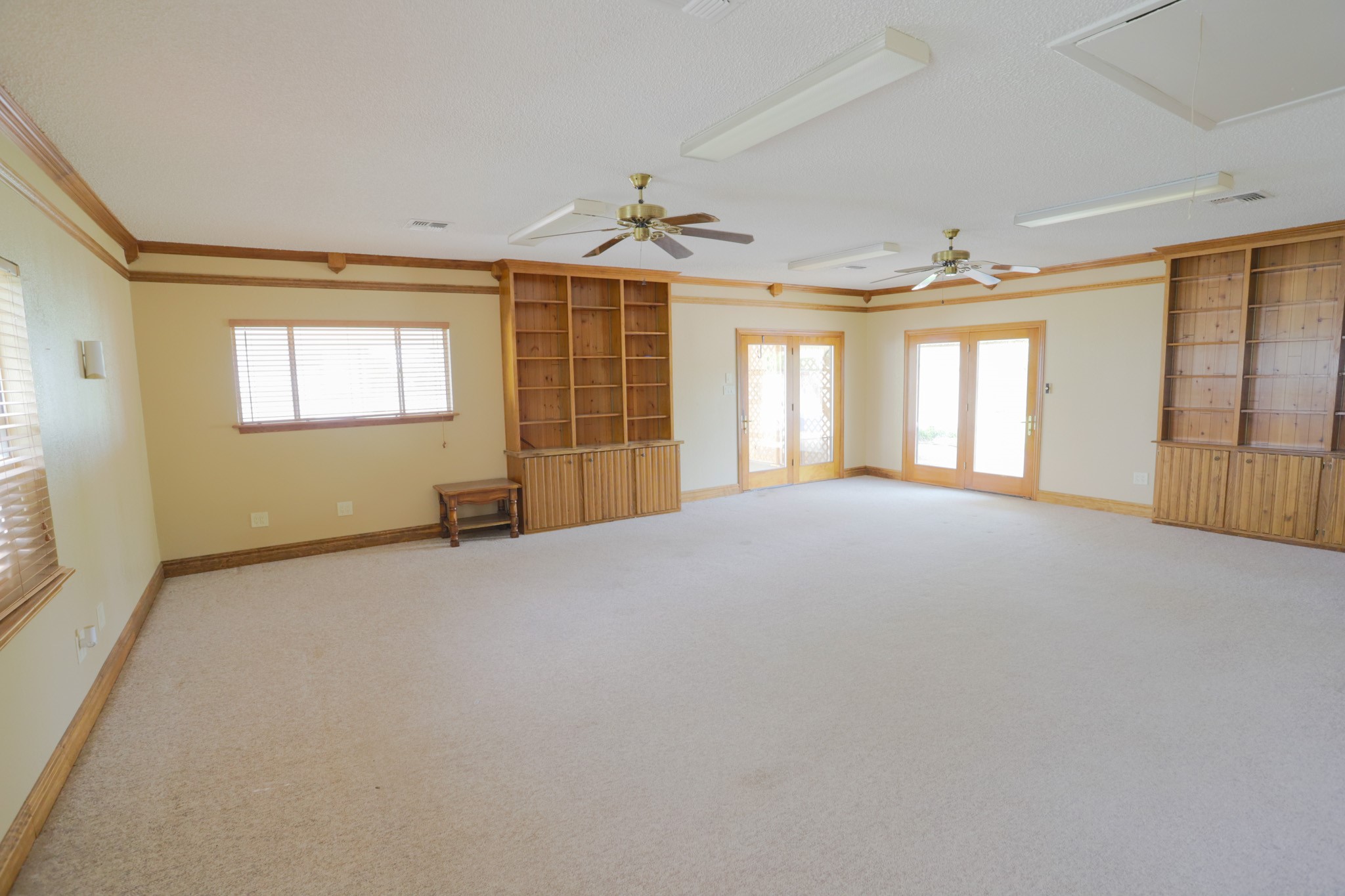 303 David Davis Drive Mcgregor TX 76657