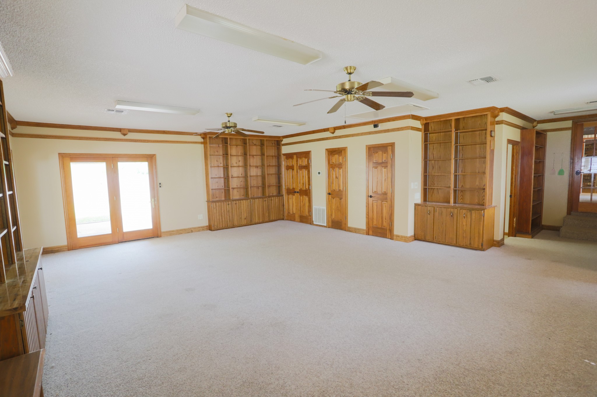 303 David Davis Drive Mcgregor TX 76657