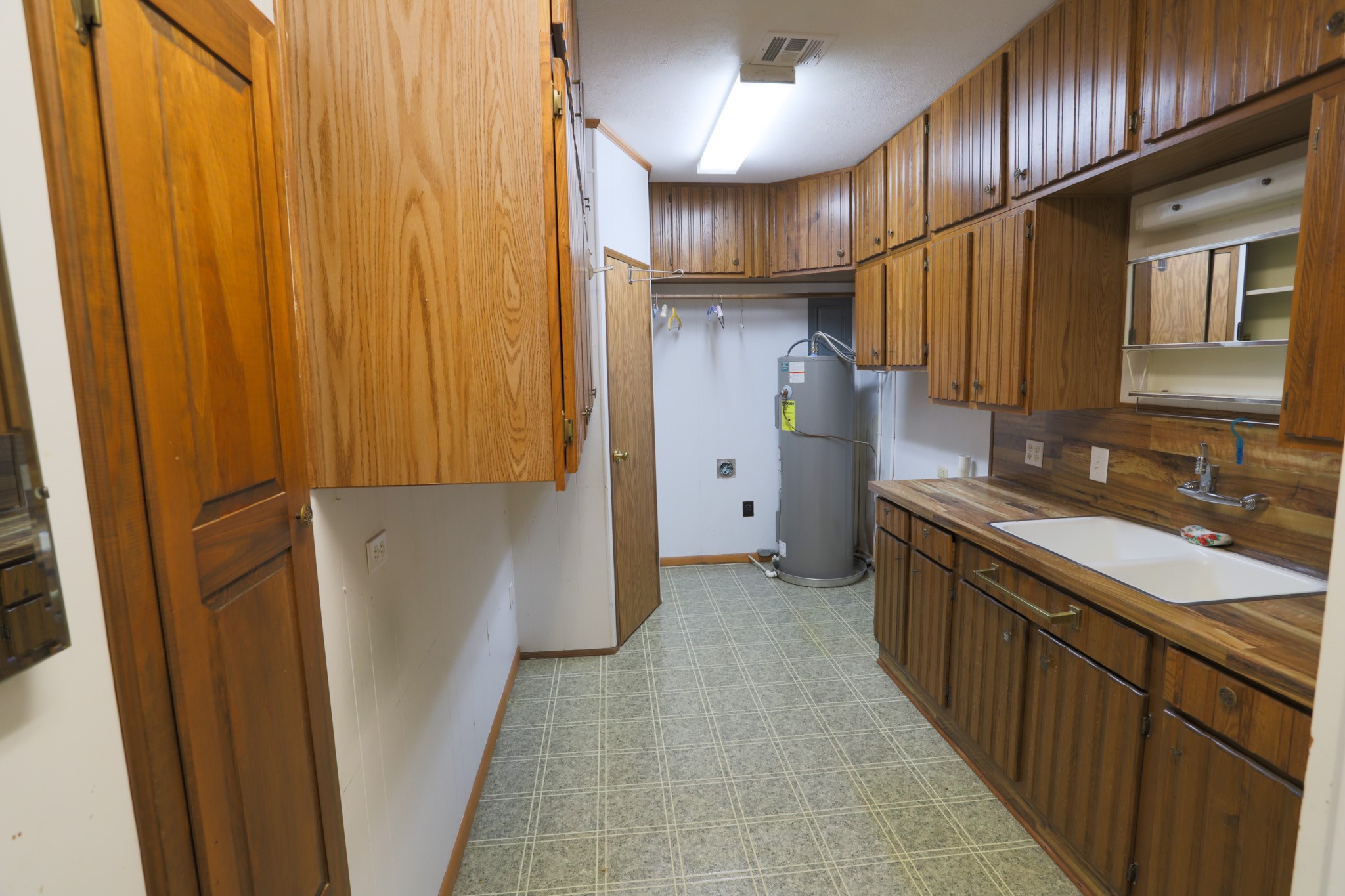 303 David Davis Drive Mcgregor TX 76657
