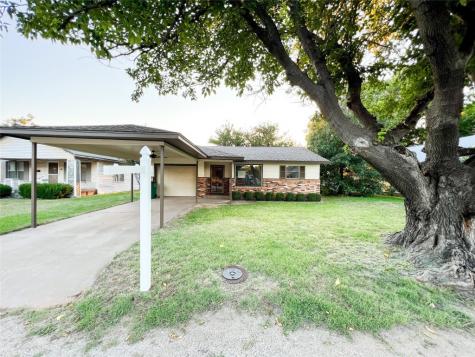 406 S Cedar Street Seymour TX 76380