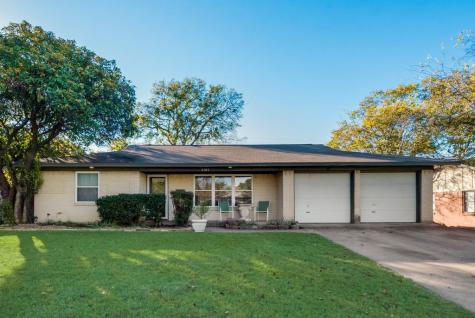 2305 Patricia Lane Garland TX 75041