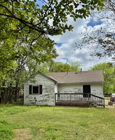 1307 Church Street Commerce TX 75428