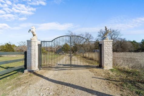 1006 S Clark Road Cedar Hill TX 75104