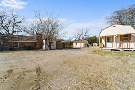1006 S Clark Road Cedar Hill TX 75104