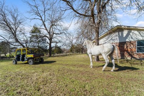 1006 S Clark Road Cedar Hill TX 75104