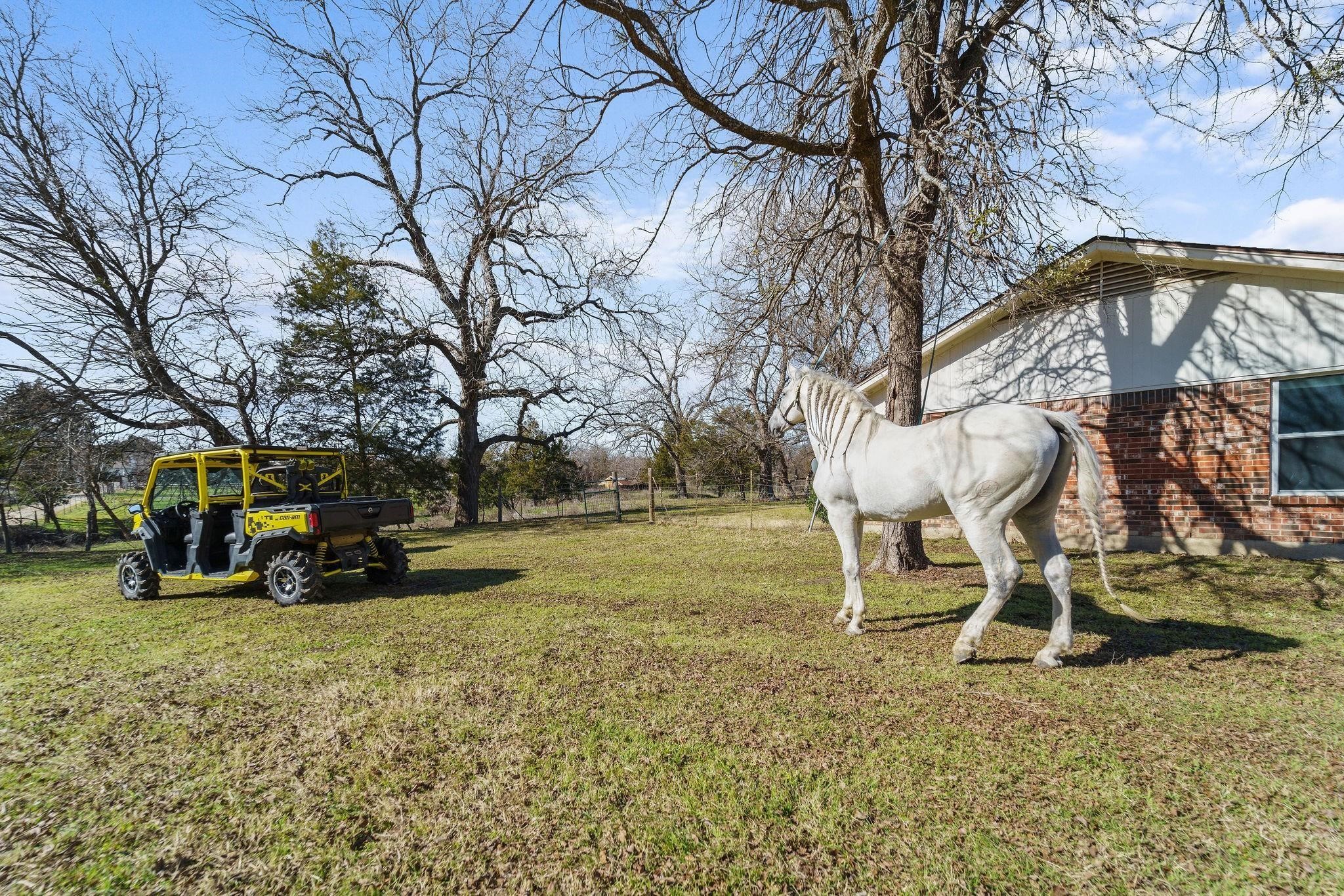1006 S Clark Road Cedar Hill TX 75104