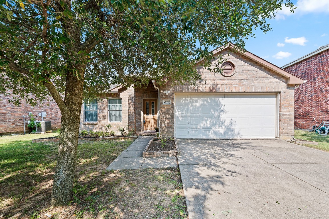 4720 Fox Sedge Lane Denton TX 76208