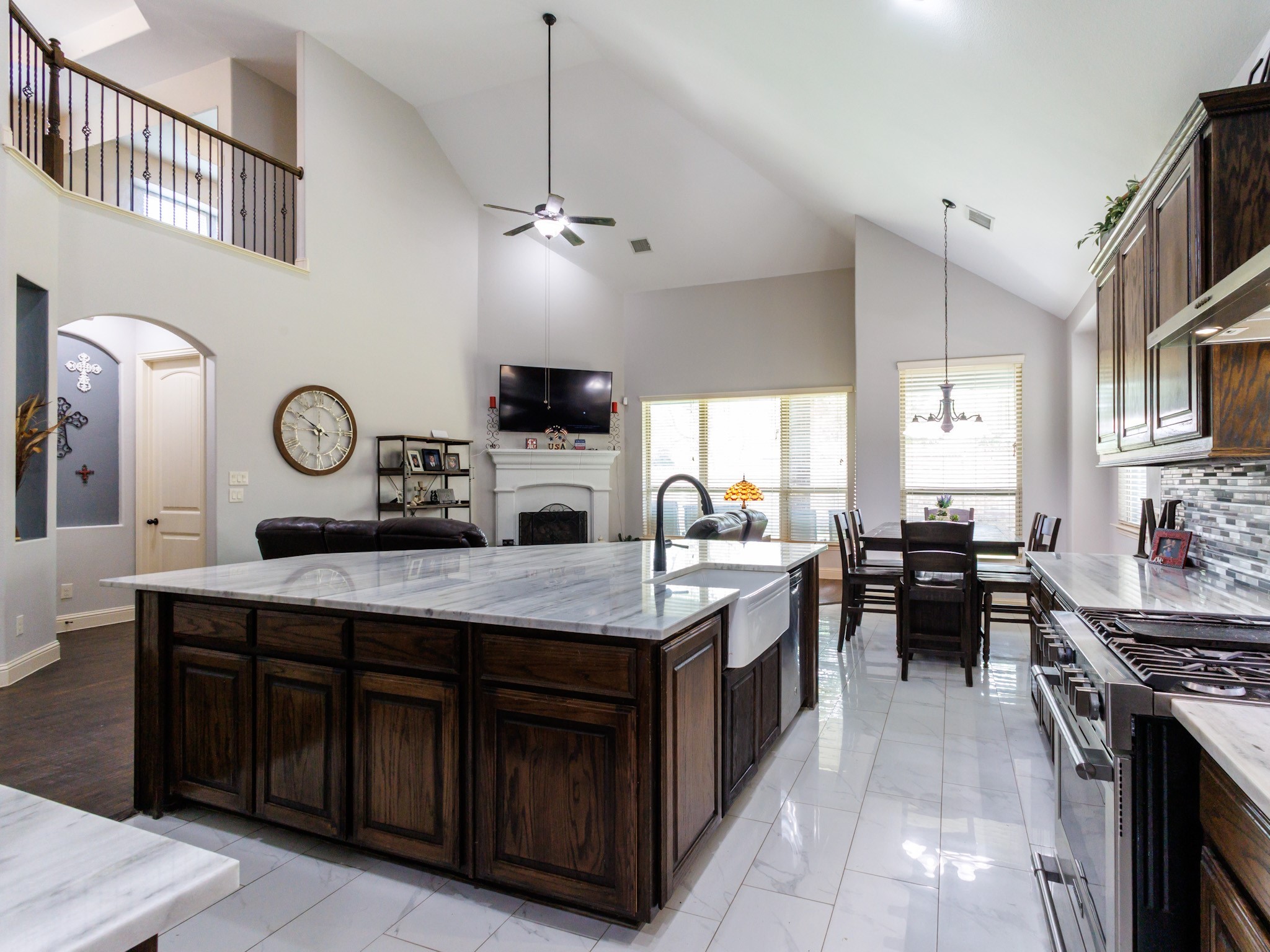 1232 Grant Avenue Lantana TX 76226