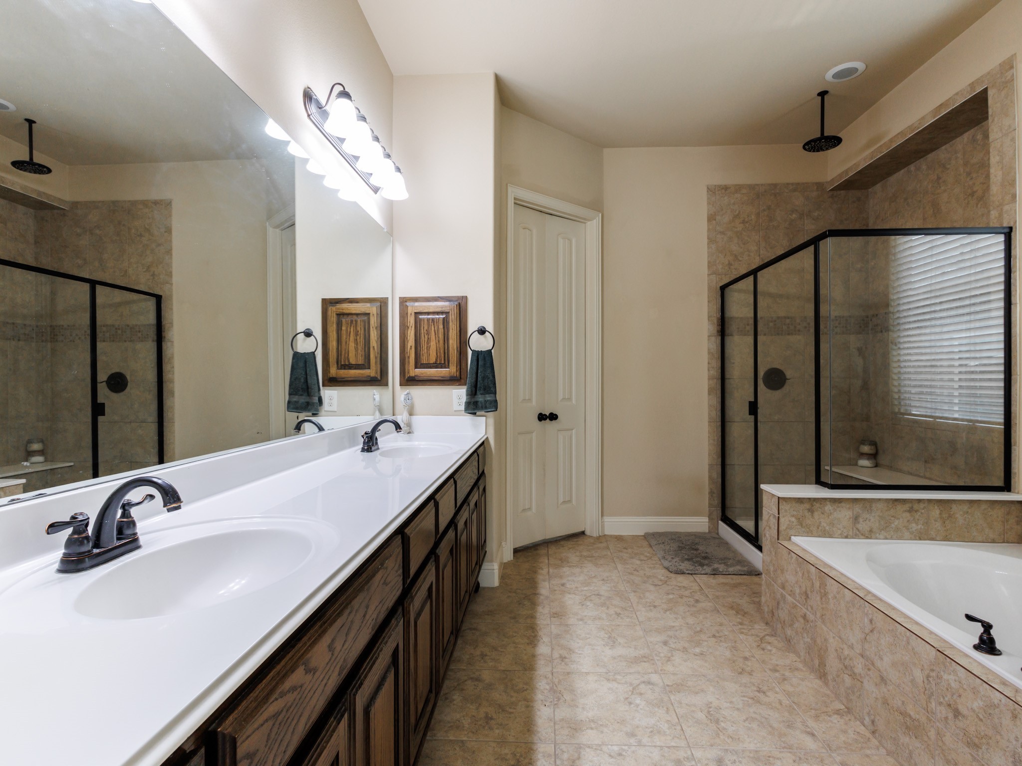 1232 Grant Avenue Lantana TX 76226