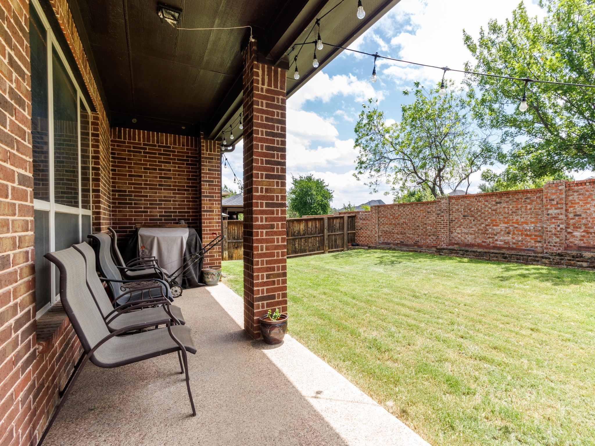 1232 Grant Avenue Lantana TX 76226