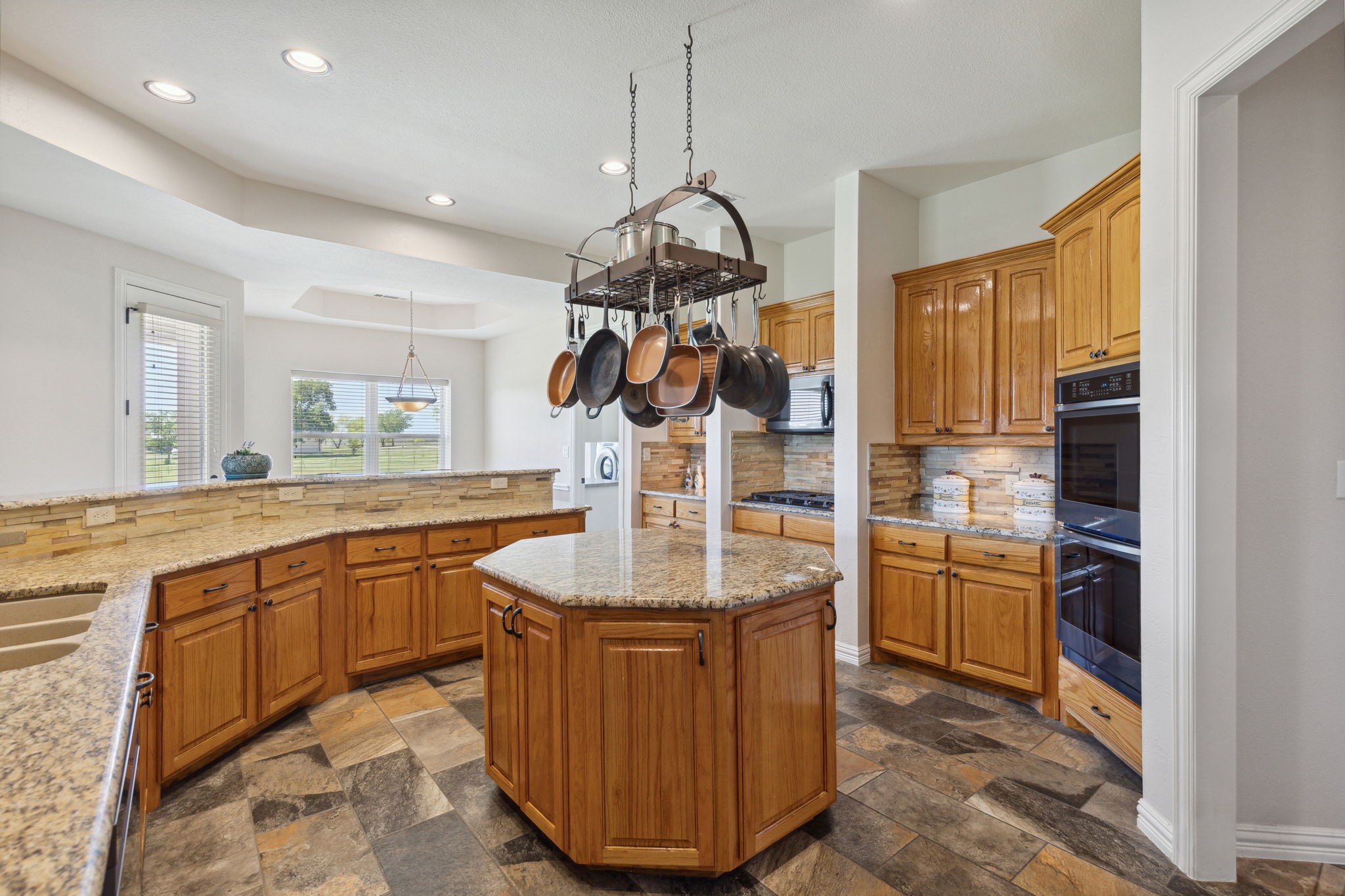 626 Scoggins Road Tioga TX 76271