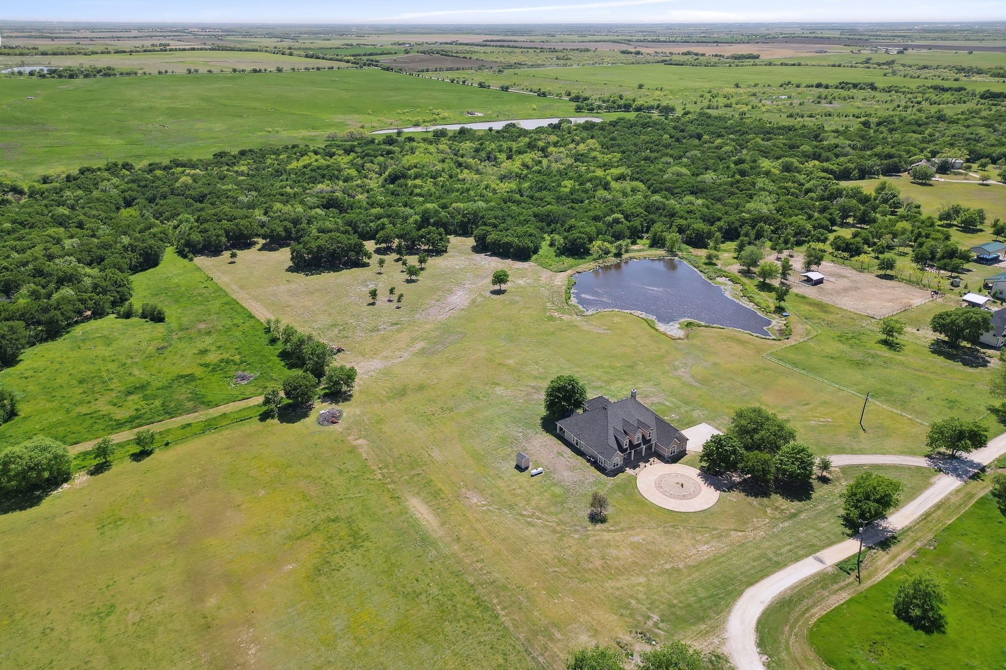 626 Scoggins Road Tioga TX 76271