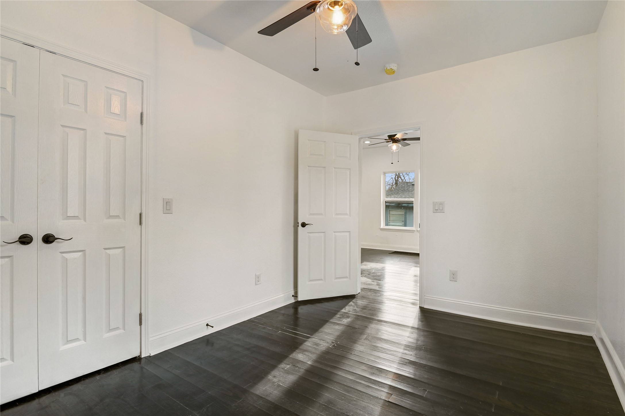 1106 W Chestnut Street Denison TX 75020