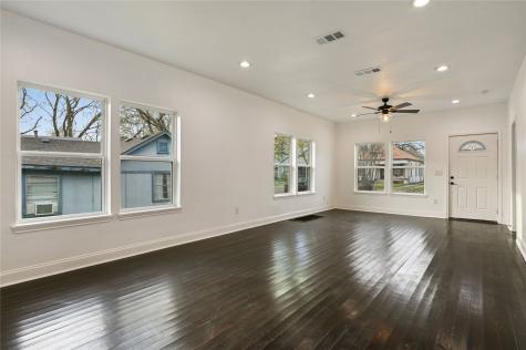 1106 W Chestnut Street Denison TX 75020