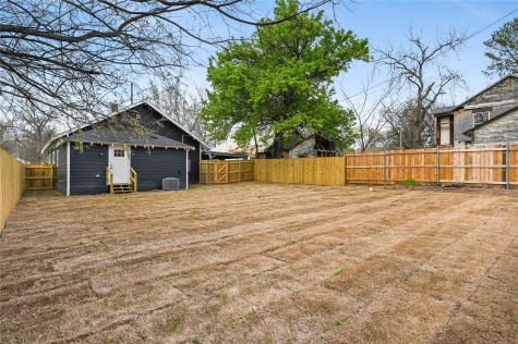 1106 W Chestnut Street Denison TX 75020