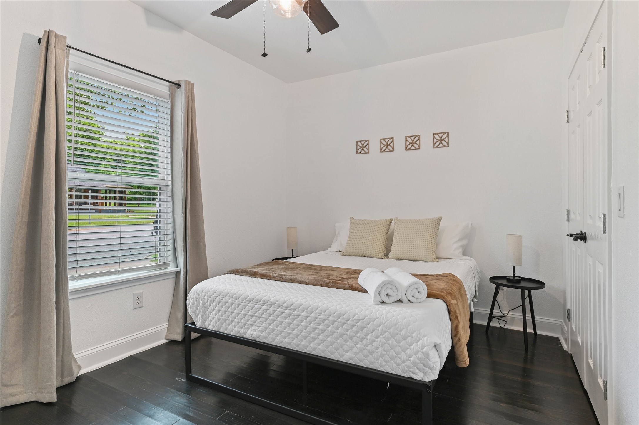 1106 W Chestnut Street Denison TX 75020