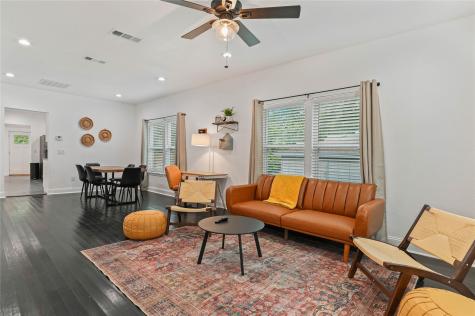 1106 W Chestnut Street Denison TX 75020