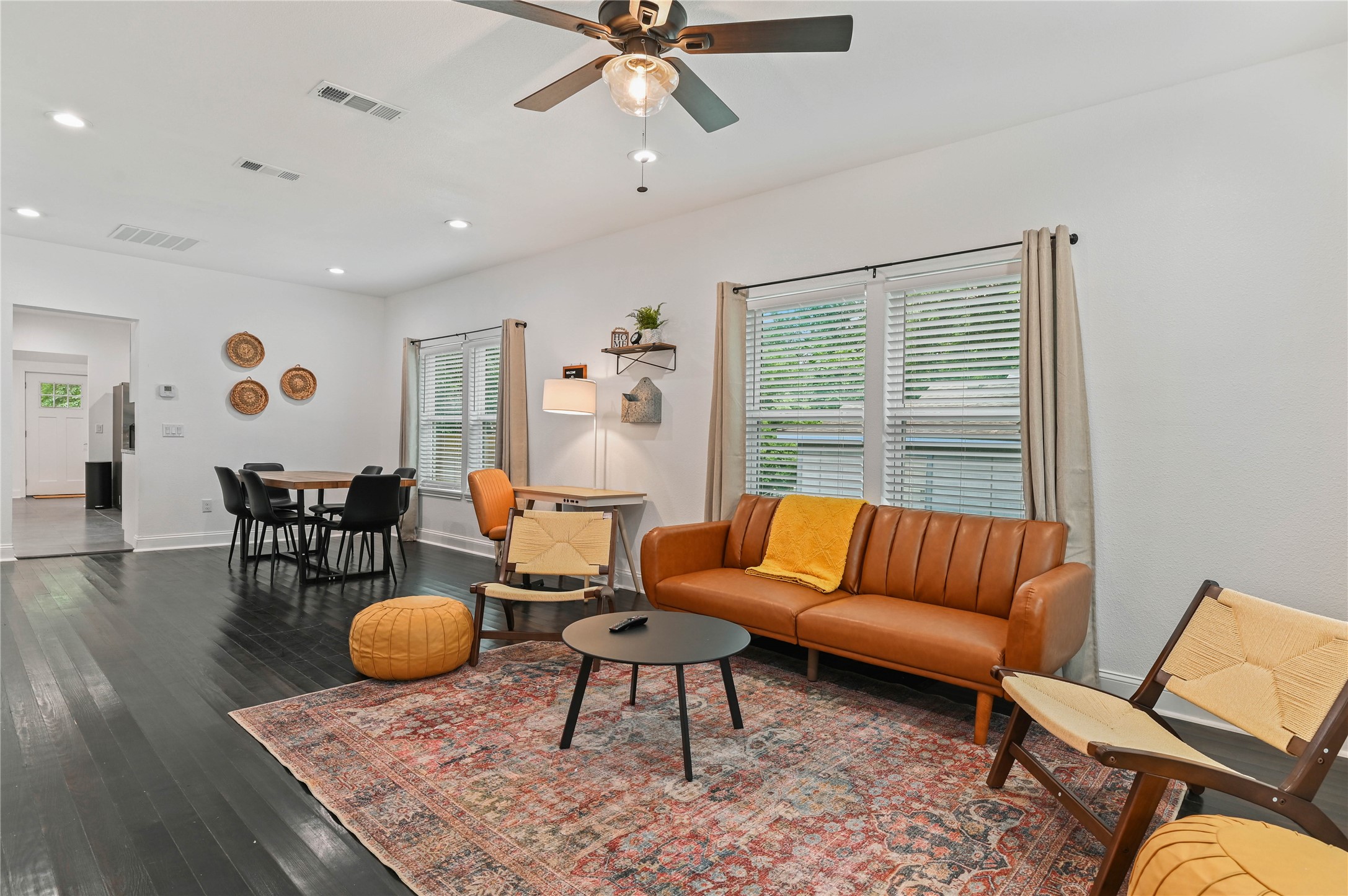 1106 W Chestnut Street Denison TX 75020