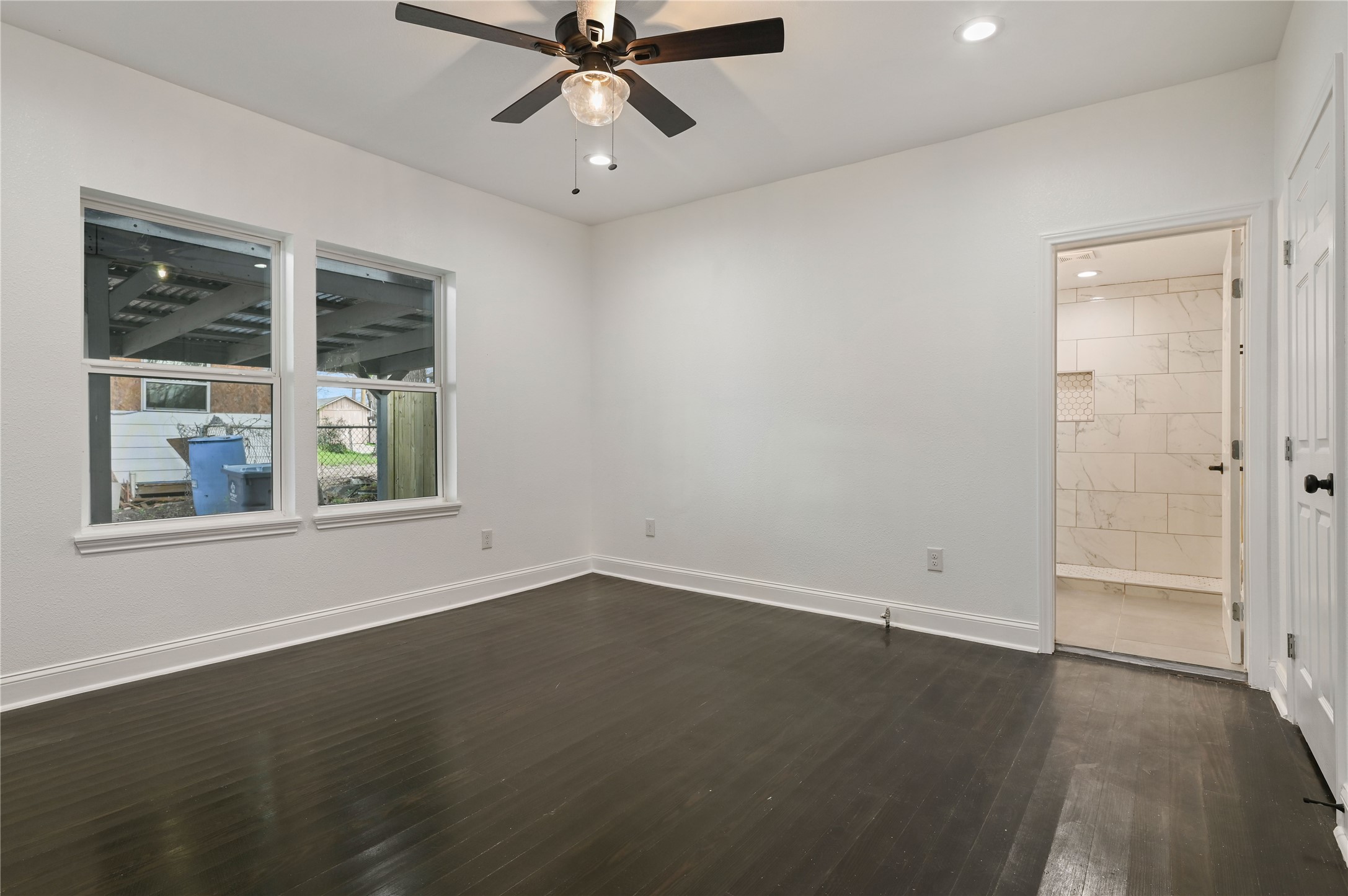 1106 W Chestnut Street Denison TX 75020
