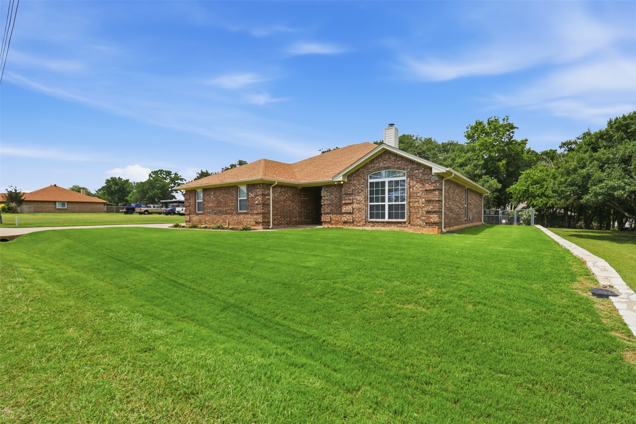 3910 View Point Drive Granbury TX 76048