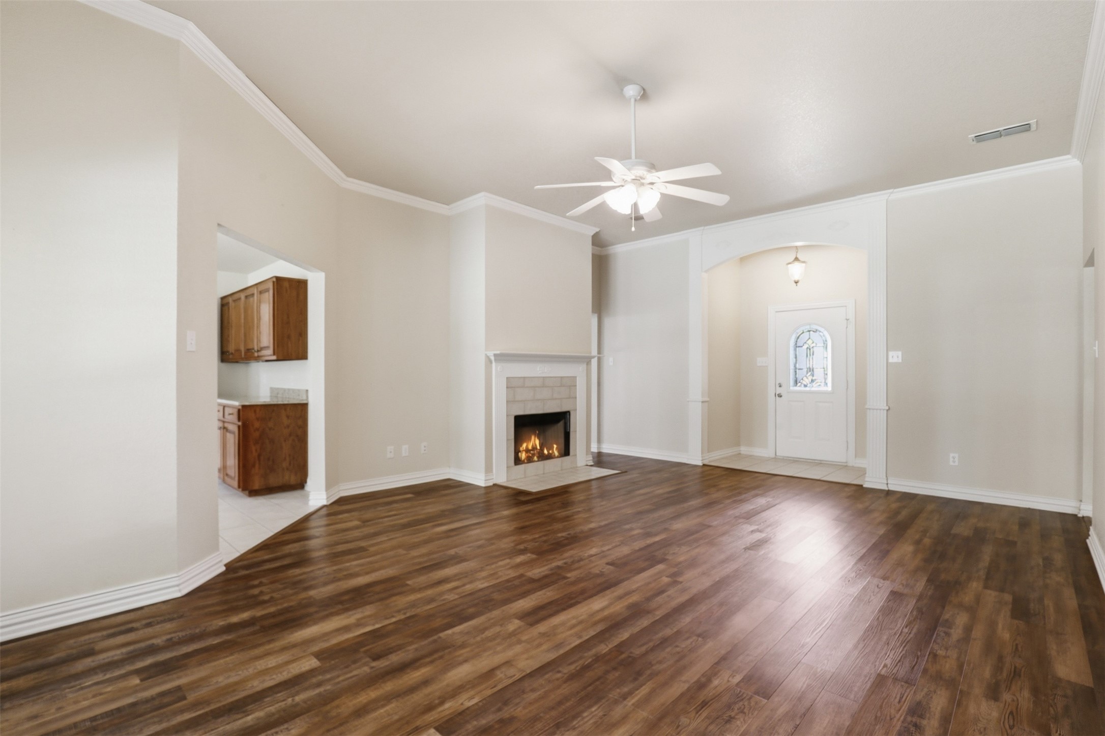 3910 View Point Drive Granbury TX 76048
