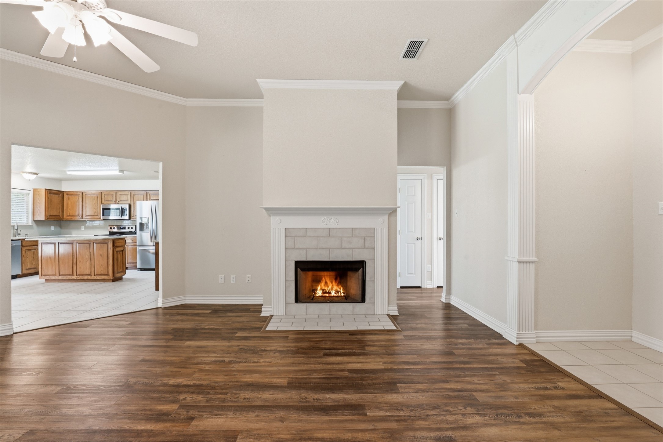 3910 View Point Drive Granbury TX 76048