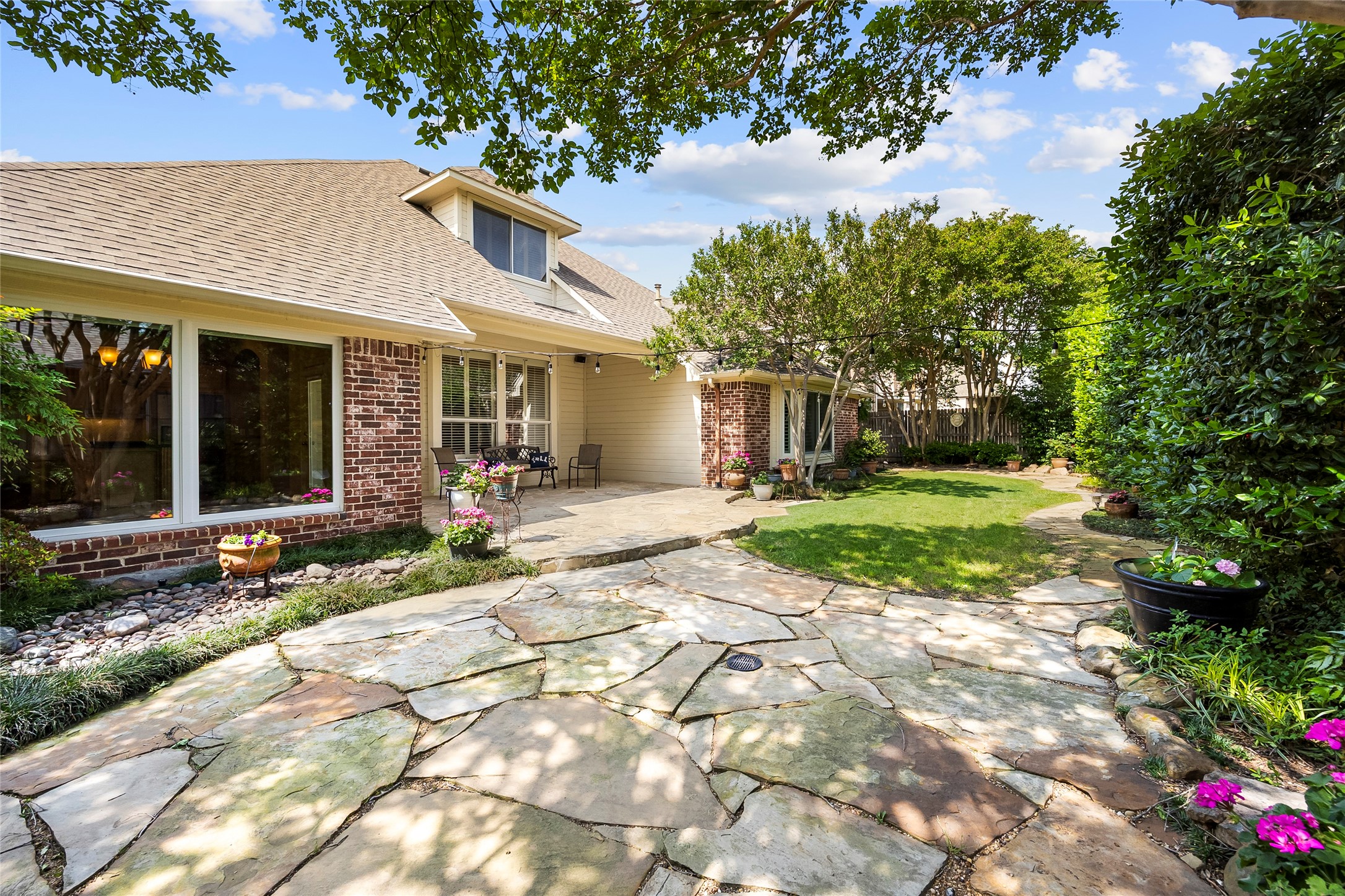 15 Center Court Heath TX 75032