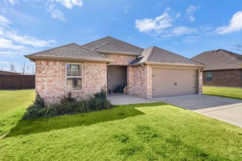 1516 Running Brook Court Kaufman TX 75142
