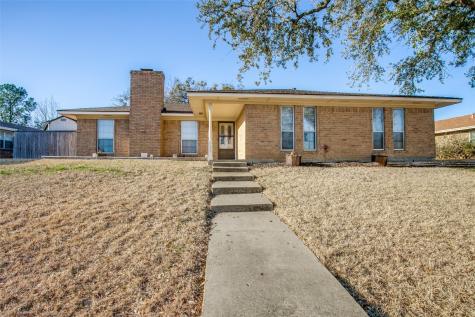 738 N Valley Parkway Lewisville TX 75077