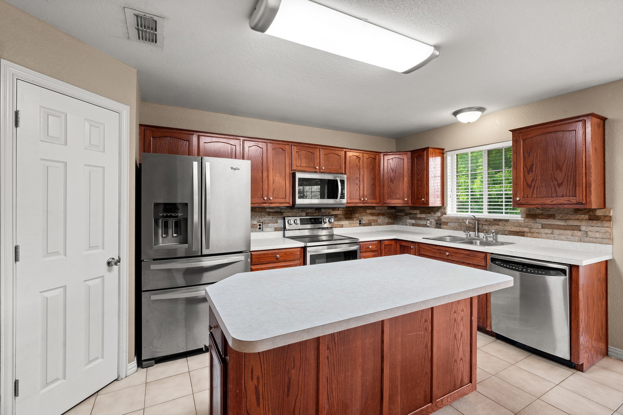 4000 View Point Drive Granbury TX 76048