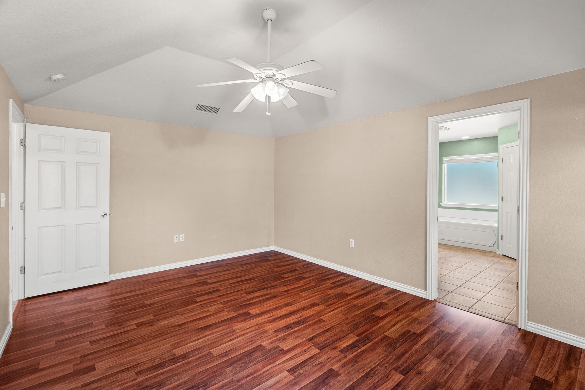 4000 View Point Drive Granbury TX 76048