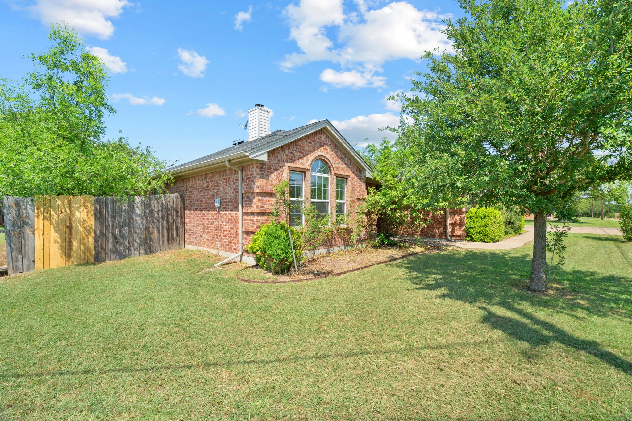 4000 View Point Drive Granbury TX 76048
