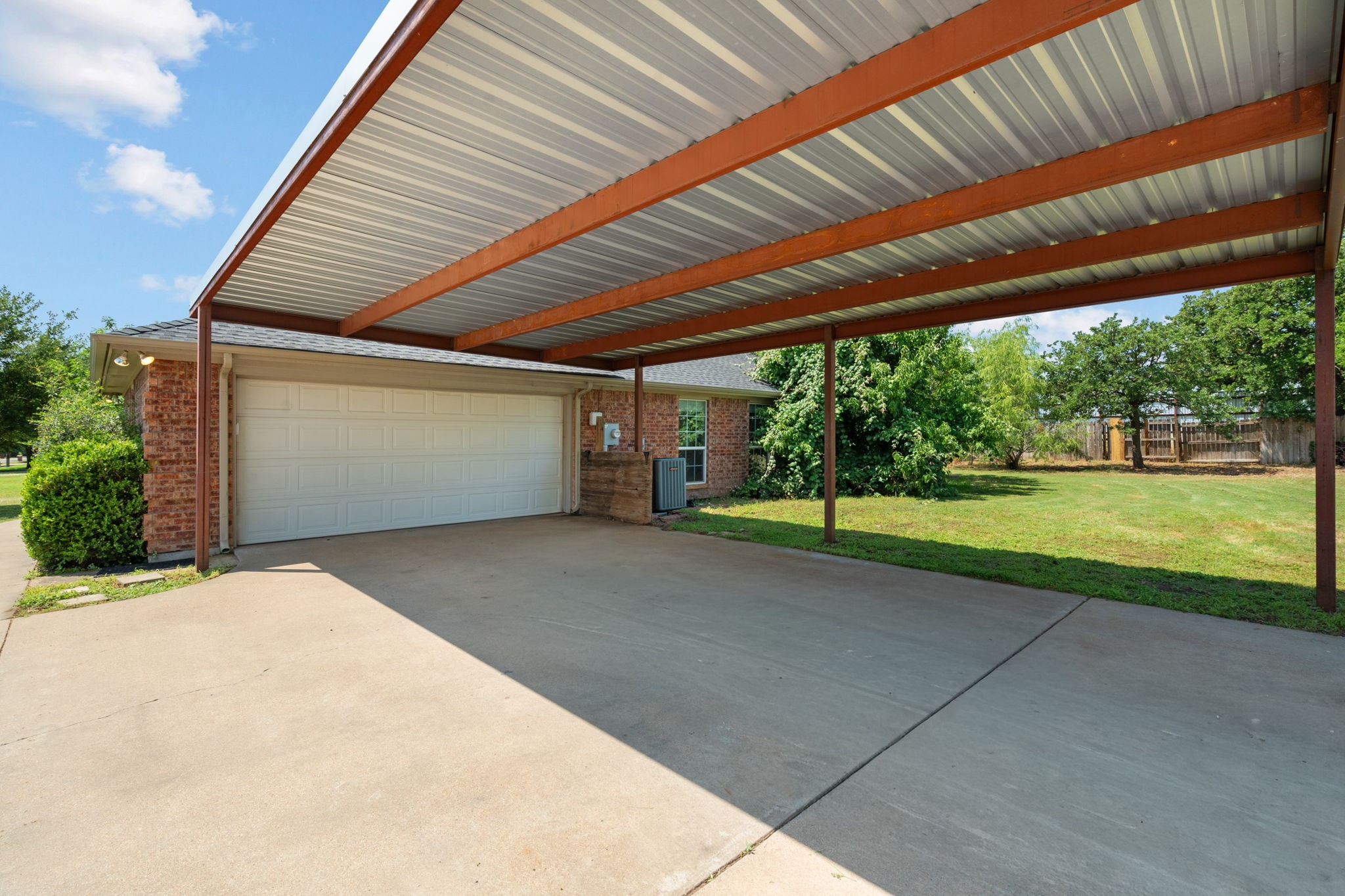 4000 View Point Drive Granbury TX 76048
