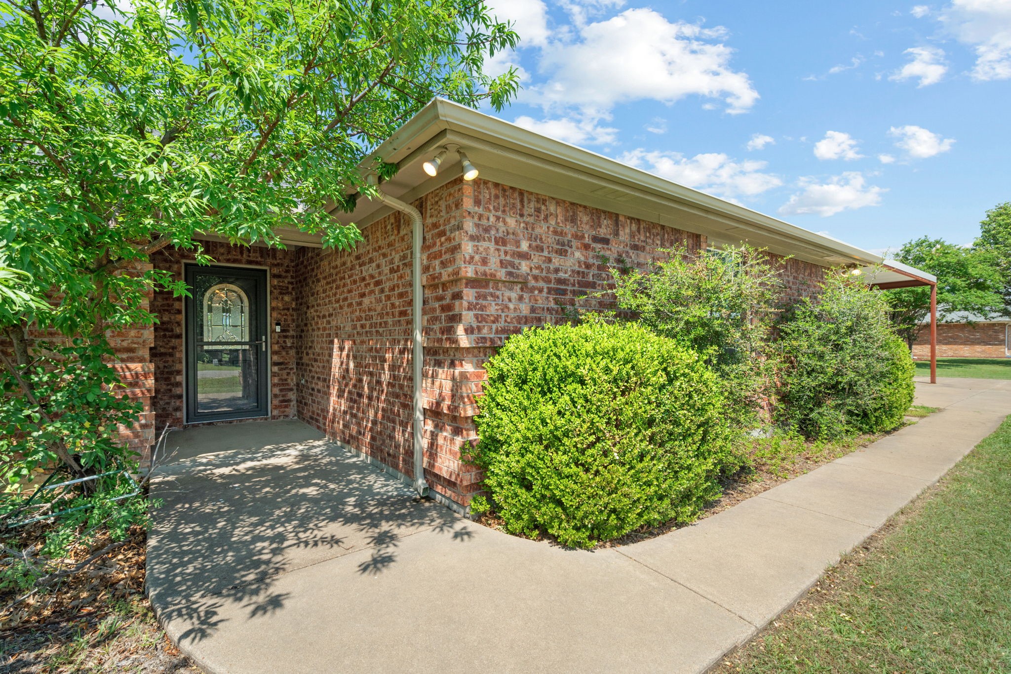 4000 View Point Drive Granbury TX 76048
