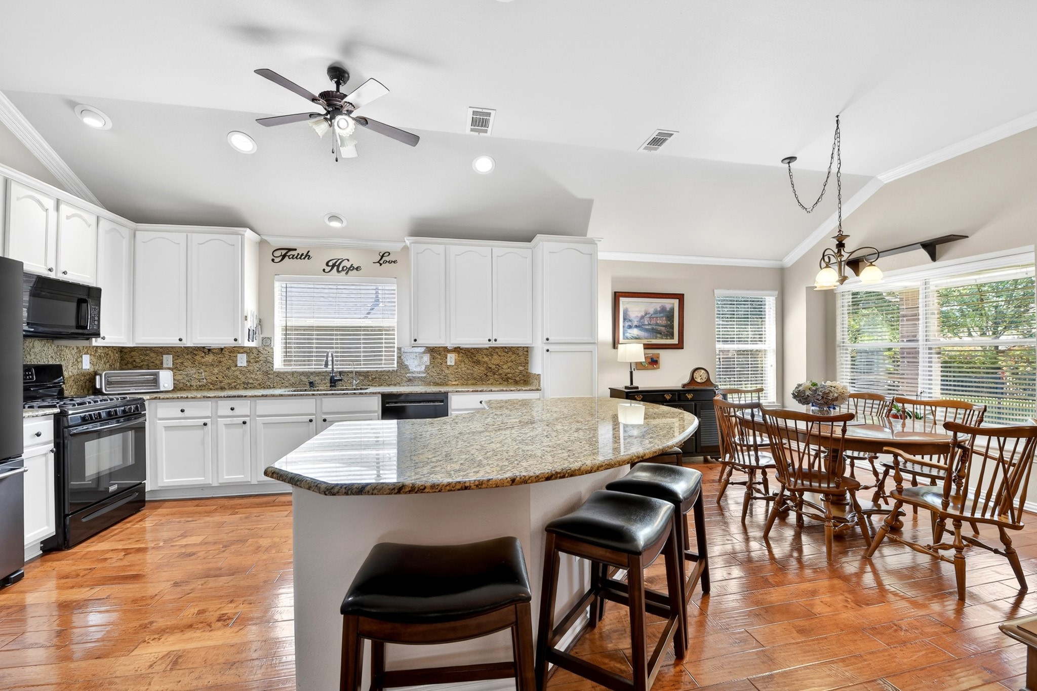 9605 Rosewood Drive Denton TX 76207
