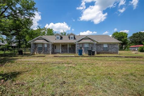102 Bonham Street Ladonia TX 75449